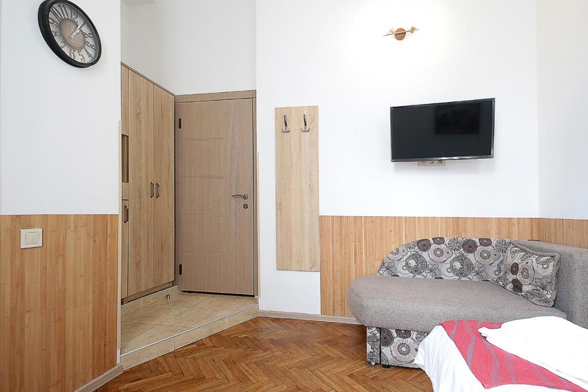 Buk Apartments On Doroshenka 29 Lemberg Exterior foto